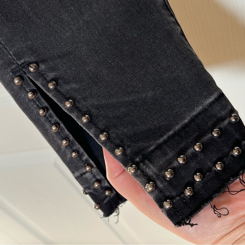 🇨🇦 Lola Jeans - Blair with stud details - Size 26